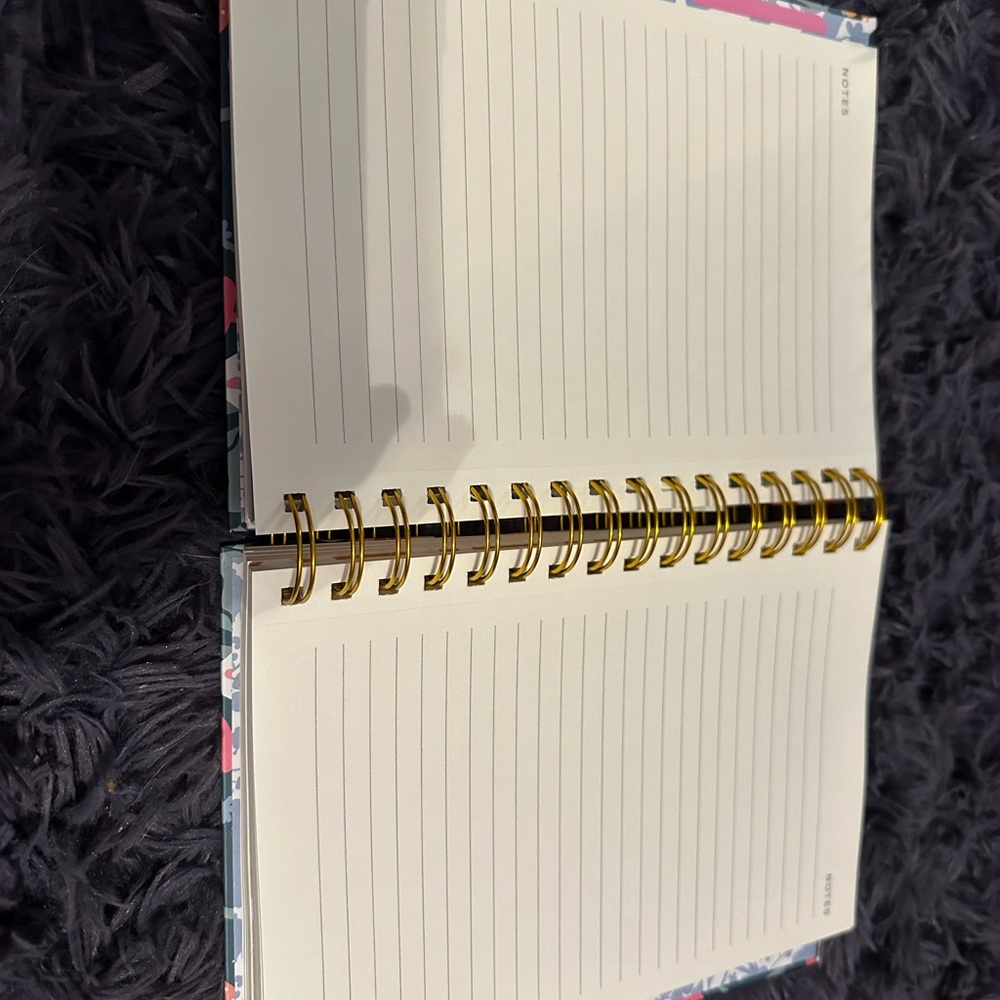 Notebook - Picture 2 of 4